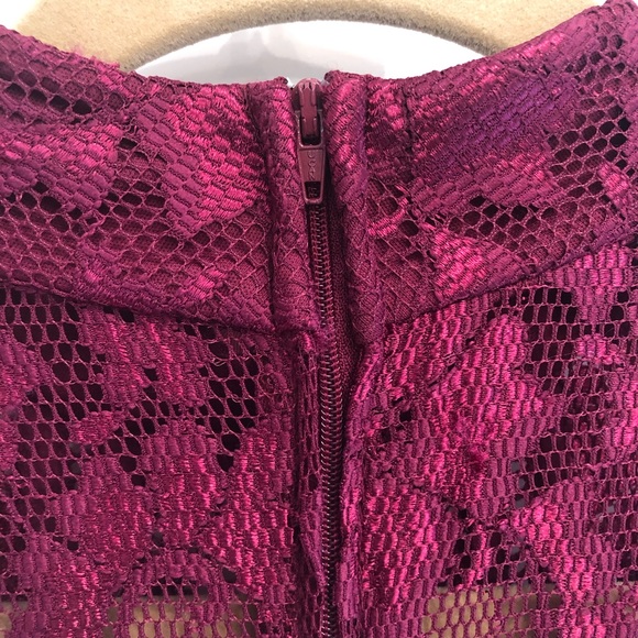 Juniors’ Burgundy Lace B. Darlin Dress - Picture 4 of 7